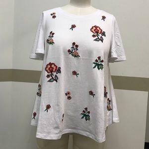 White swing style T-shirt with embroidery